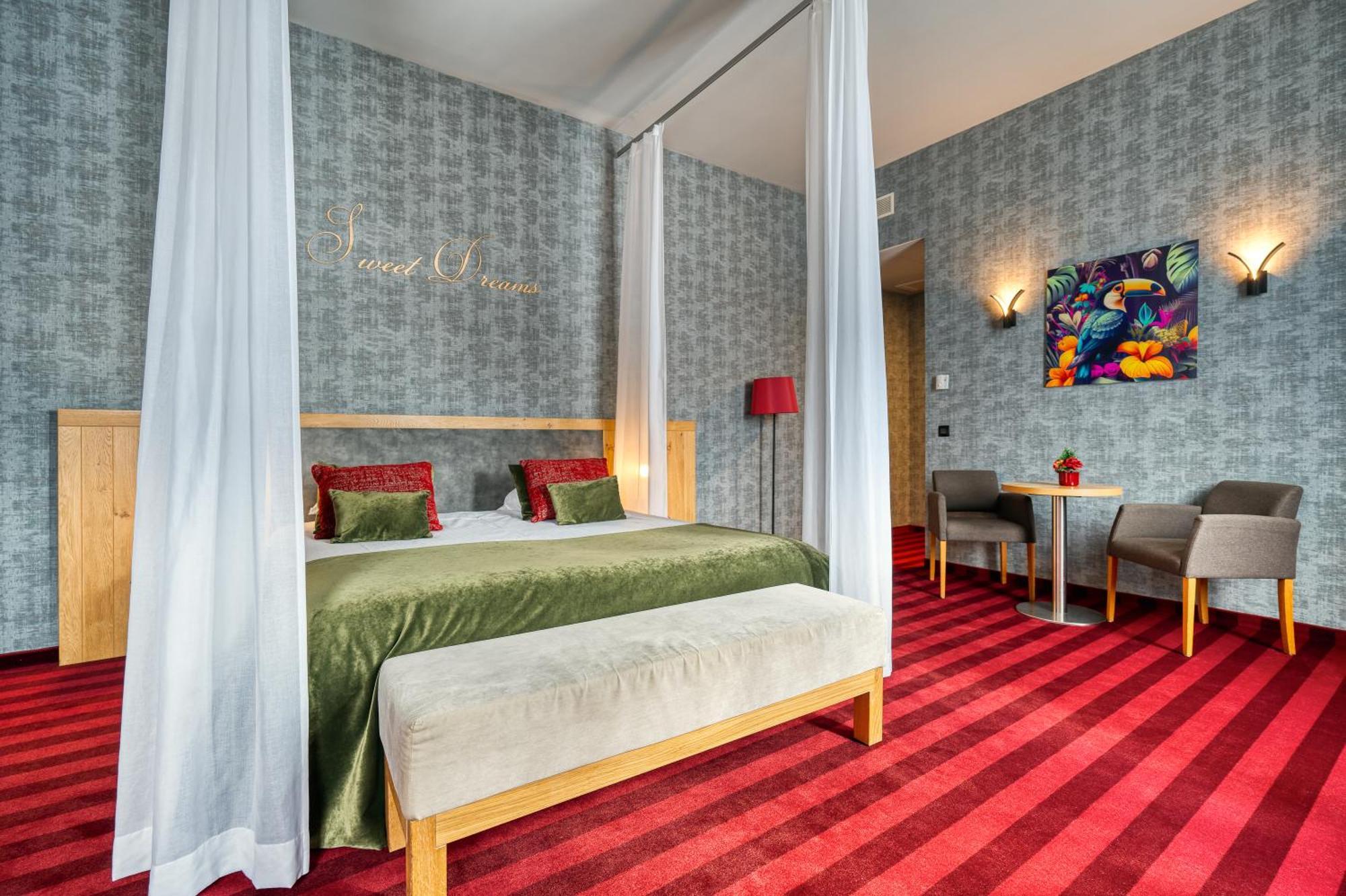 Hotel Verviers Van Der Valk Exteriör bild